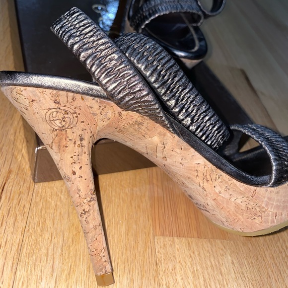 Gucci shoes with cork heel - used once. - Picture 3 of 4